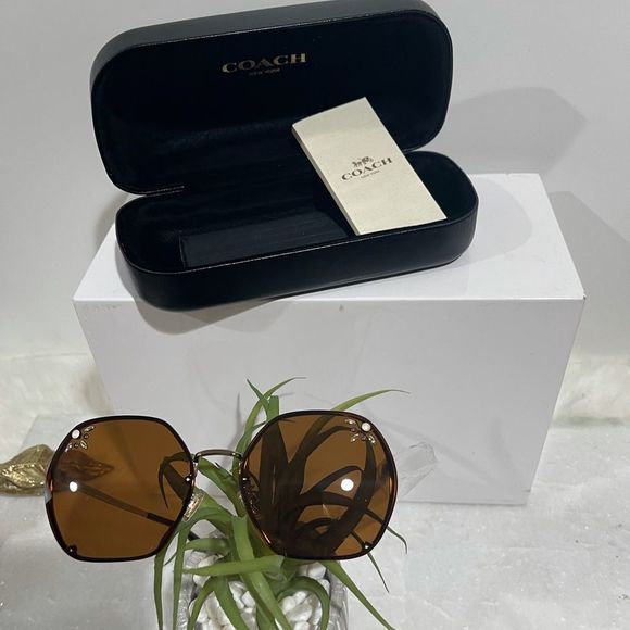 Coach Sunglasses - Picture 7 of 14